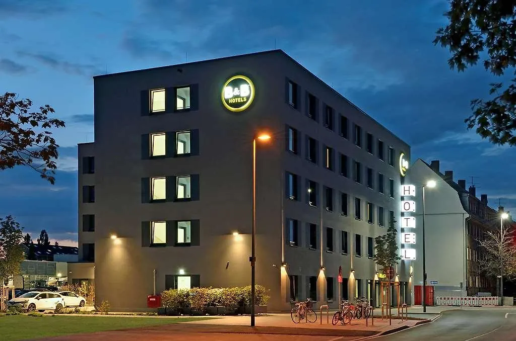 B&B Hotel نيوس