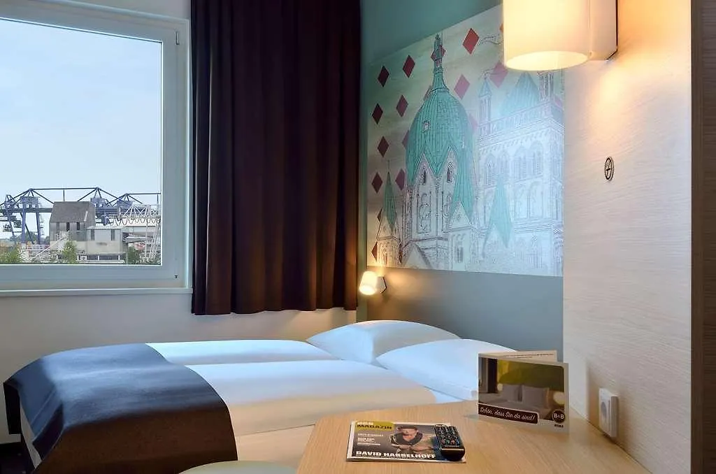 B&B Hotel نيوس