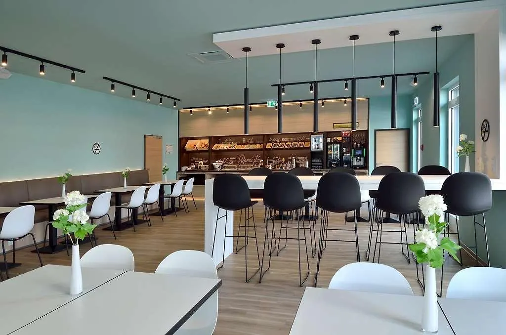 B&B Hotel نيوس
