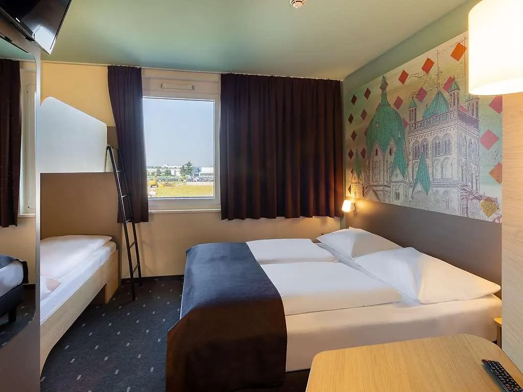 B&B Hotel نيوس 5*,  ألمانيا