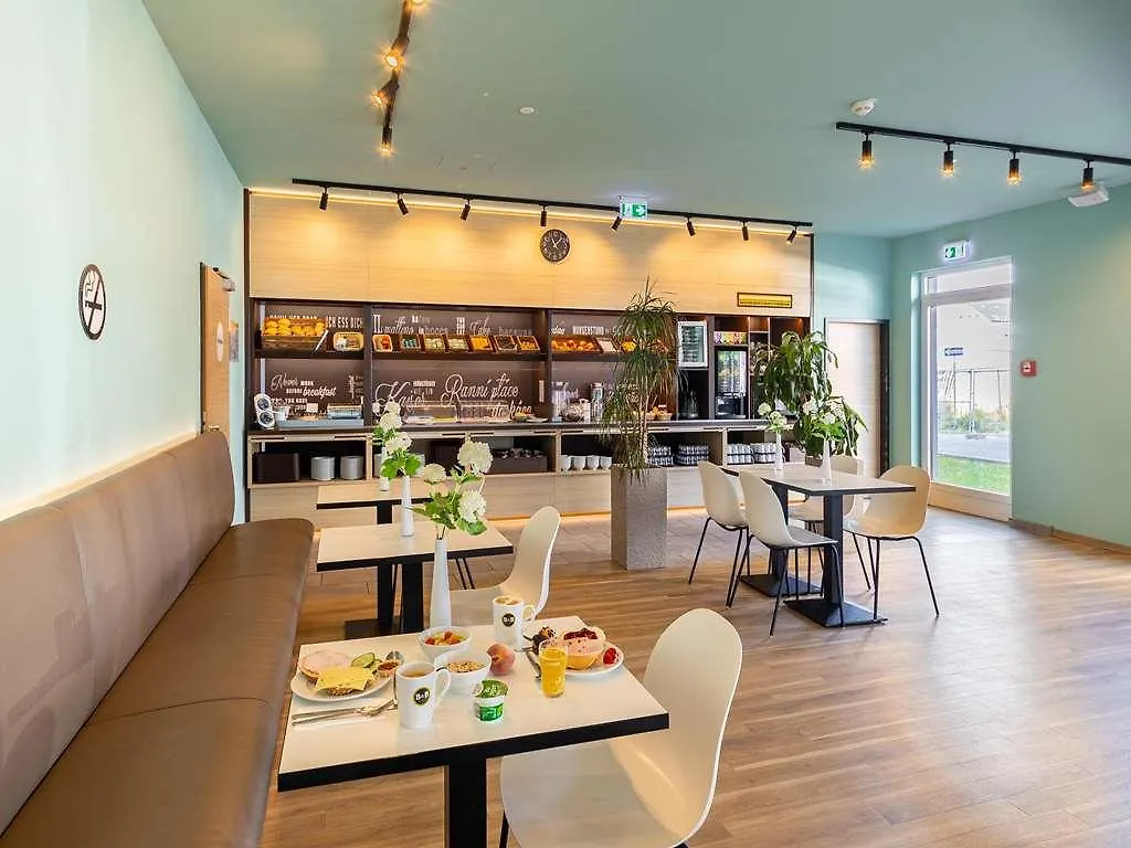 B&B Hotel نيوس