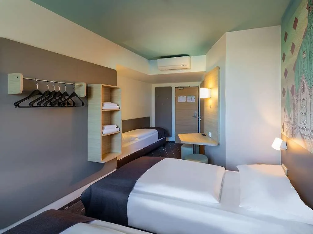 B&B Hotel نيوس