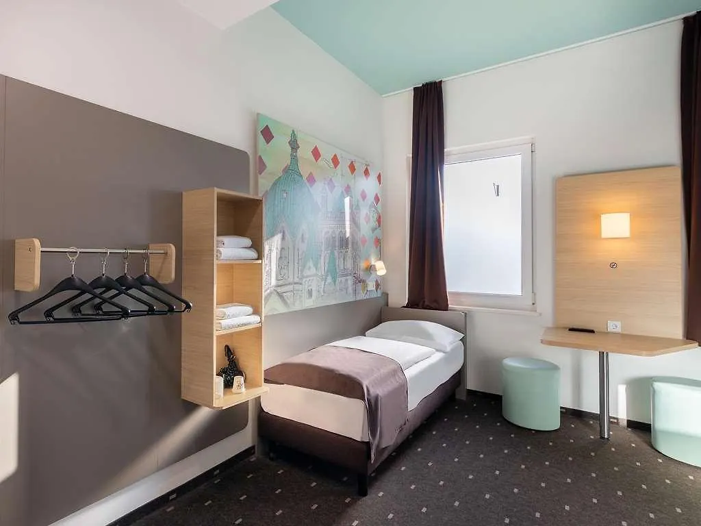 B&B Hotel نيوس 5*,  ألمانيا